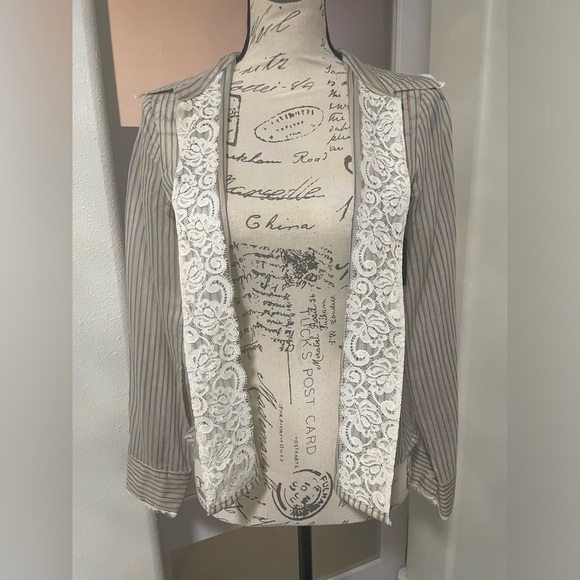 Anthropologie Wendy Hil button up top SZ Small NWT - Picture 6 of 12